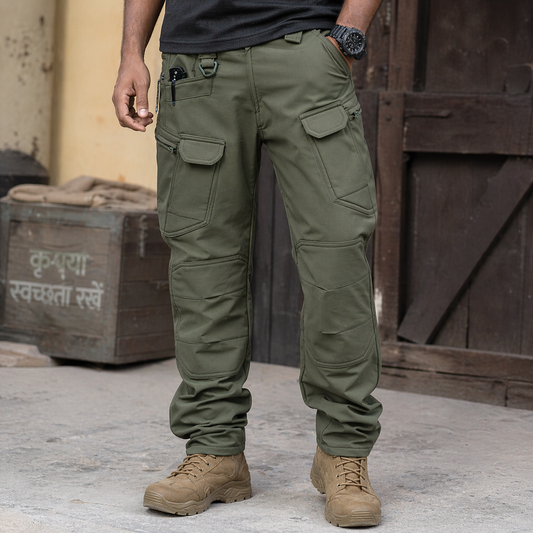 Fleece-Lined Softshell Winter Pants (300–350 GSM) – Warm, Windproof & Tactical Fit