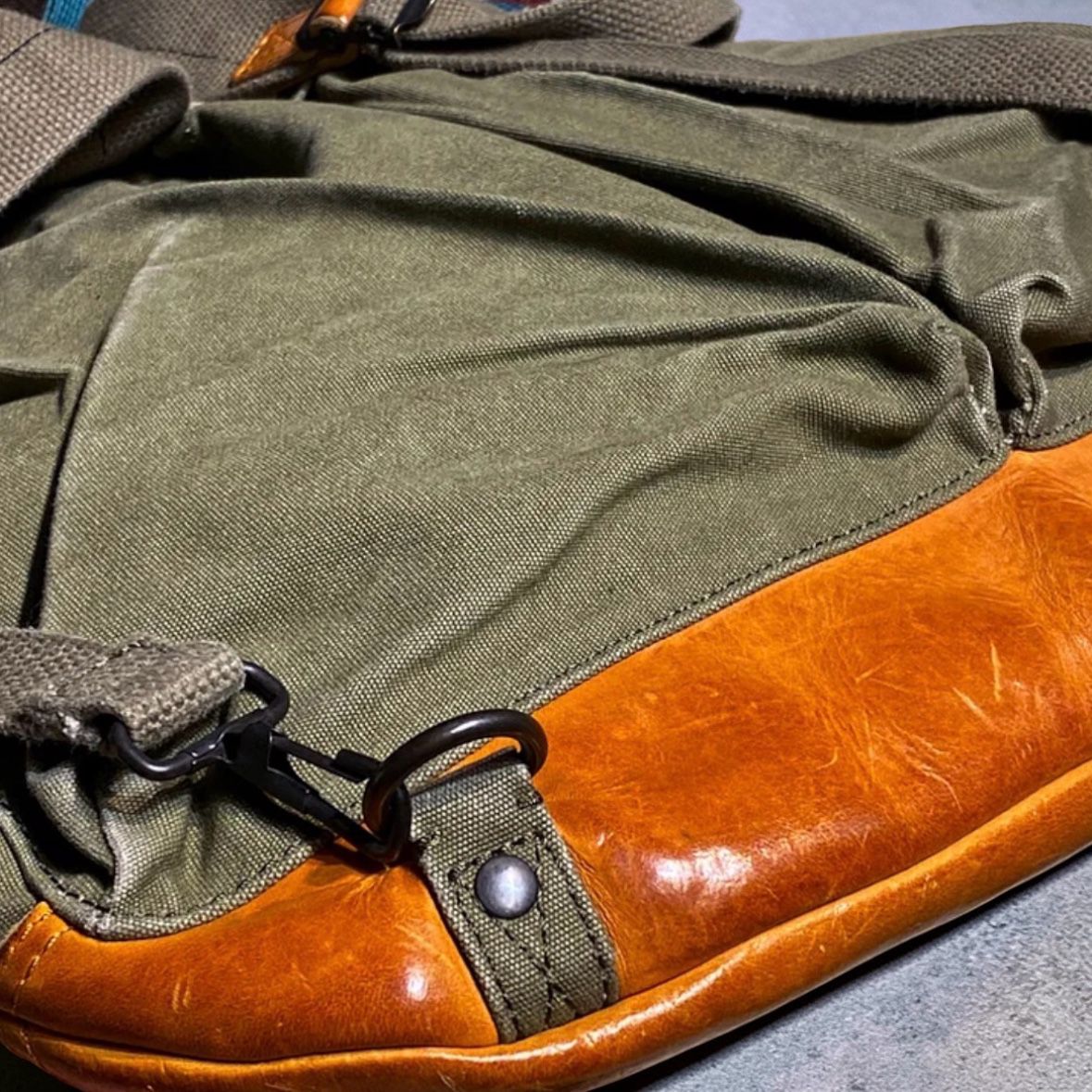 Tactical Helmet Bag – Heavy-Duty Padded Military Storage Case (1000D Nylon, MOLLE Compatible)