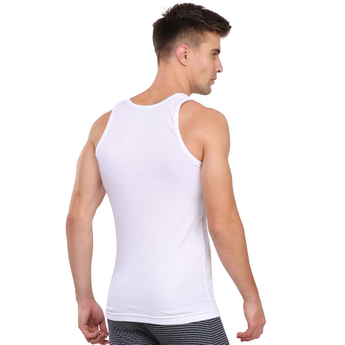 Jockey Men White Round Neck Sleeveless Plain/Solid Undershirt/Vest - Pack of 1